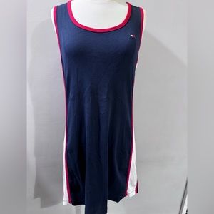 TOMMY  HilFiGER. Size M